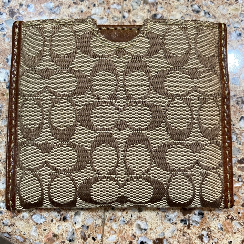 ✨EUC Vintage Coach Compact Mirror✨